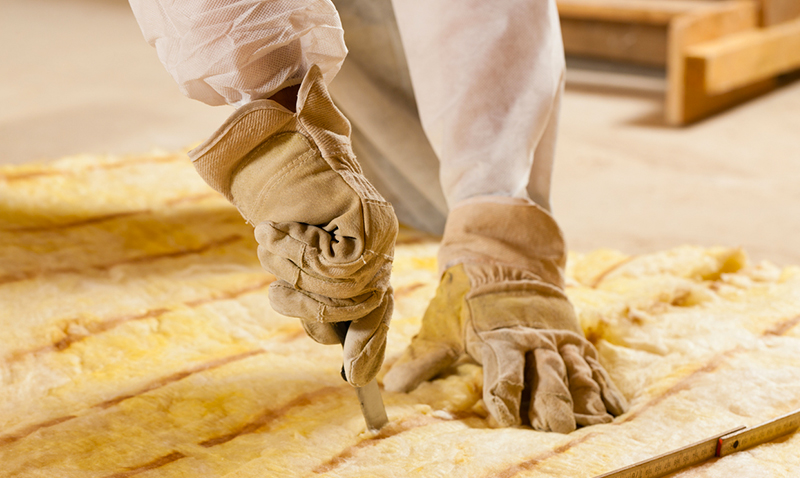 Découpe de laine de roche