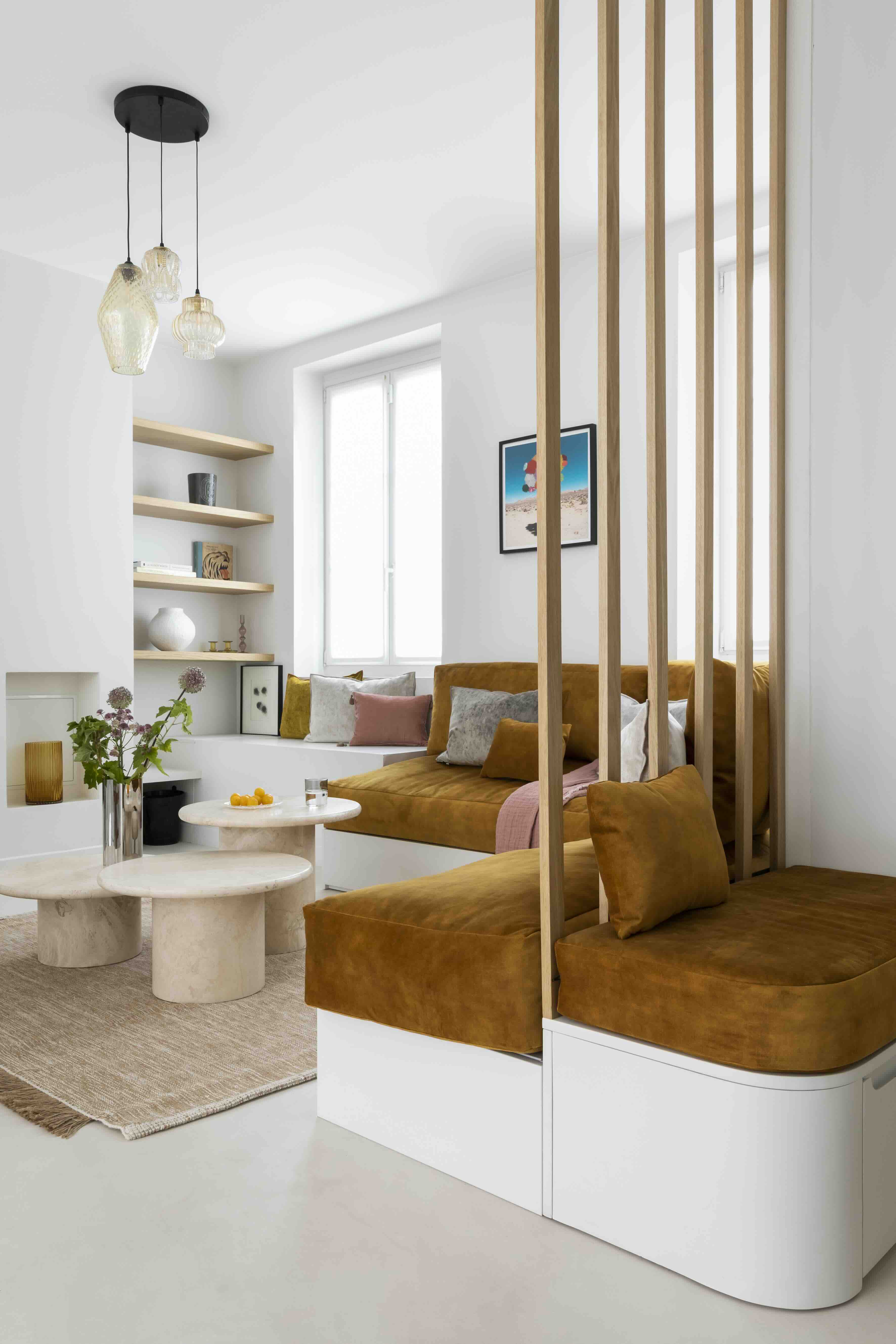 Une entrée sur mesure réalisée en bois par Camlle Hermand 