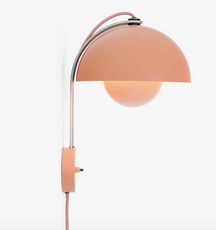 l’applique Flowerpot VP8 dessinée par le célèbre designer scandinave Verner Panton en 1968 et éditée par la maison danoise AndTradition