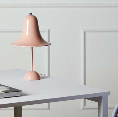 Verner Panton crée la collection Pantop