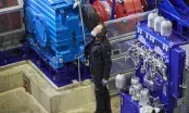 Les vêtements de travail d’aujourd’hui cachent souvent des techniques textiles développées à l’origine pour le sport de compétition.