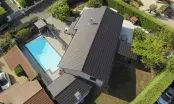 Une rénovation de toiture remarquable a été achevée à Charly (69) avec les tuiles en terre cuite Erlus.