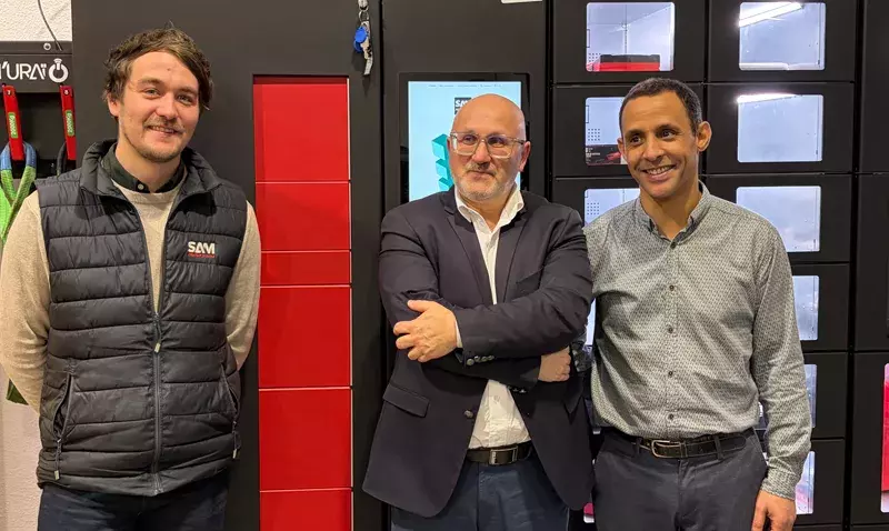 Servante d’atelier moderne équipée d’un système anti-basculement et d’une serrure électronique