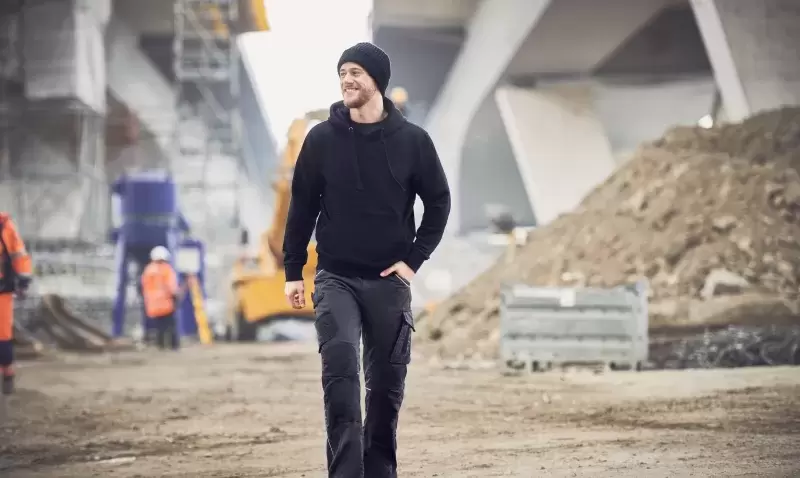 Les vêtements chauds de Mewa protègent contre le froid, le vent et la pluie.