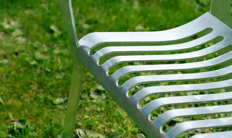 TELLUS, le premier banc au monde en acier décarboné