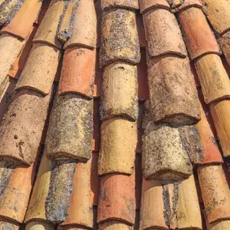 La Tuile en Terre Cuite